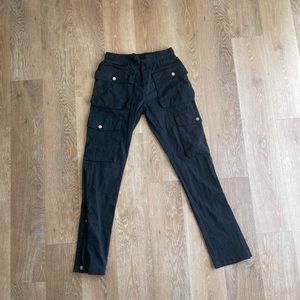 Black Forever 21 cargos